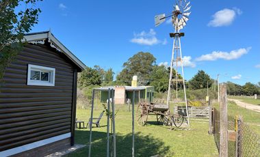 Casa Cabaña en calle 25 esquina 106