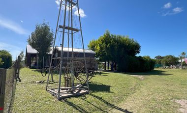 Casa Cabaña en calle 25 esquina 106