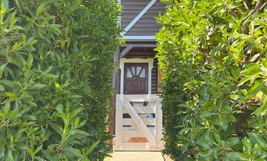 Casa Cabaña en calle 25 esquina 106