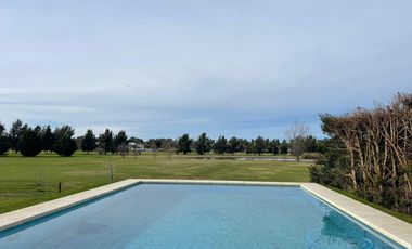 Casa en  alqui en barrio San Isidro Labrador al golf, Villanueva