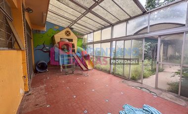 CASA SOBRE LOTE PROPIO 8,66 X 35 - AGRONOMIA