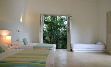 SE ARRIENDA X NOCHE CASA EN MESA DE YEGUAS