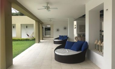 SE ARRIENDA X NOCHE CASA EN MESA DE YEGUAS