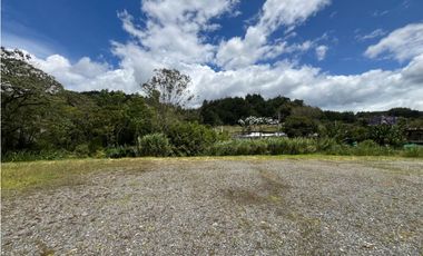 Lote para la Renta en el  Retiro sector Don Diego