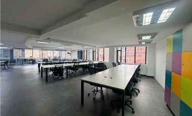 SE ARRIENDA OFICINA EN QUINTA CAMACHO 180M2