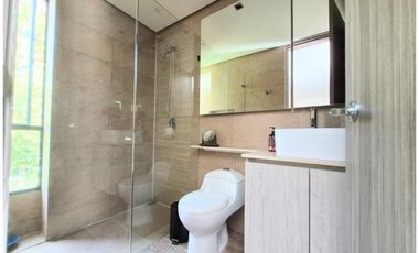 Exclusiva CASA en El Alto de las Palmas, Poblado, Antioquia 2 Niveles