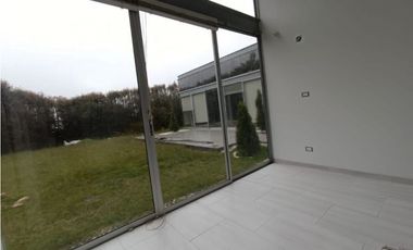 Casa en Arriendo en Envigado sector el Escobero