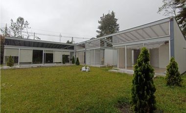 Casa en Arriendo en Envigado sector el Escobero