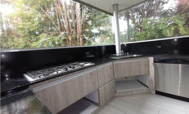 Casa en Arriendo en Envigado sector el Escobero