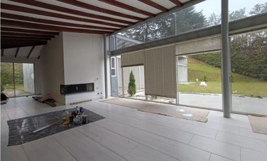 Casa en Arriendo en Envigado sector el Escobero