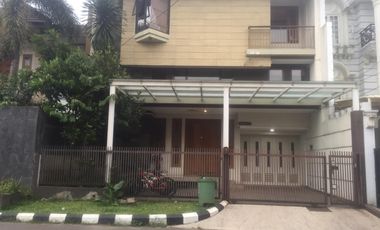 JUAL CEPAT Rumah Full Furnished di Buah Batu Bandung dkt Toll,Telkom