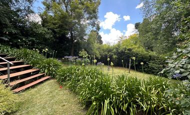 VENDO CHALET 3 AMBIENTES EN SIERRA DE LOS PADRES CON AMPLIO PARQUE