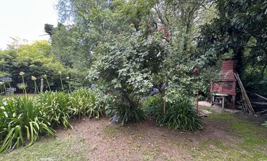 VENDO CHALET 3 AMBIENTES EN SIERRA DE LOS PADRES CON AMPLIO PARQUE