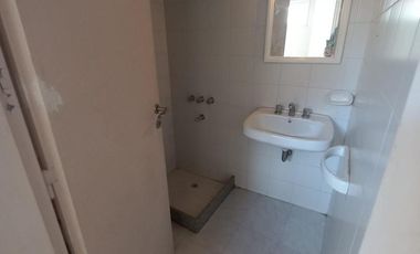 Oficina en Martinez sobre Dardo Rocha