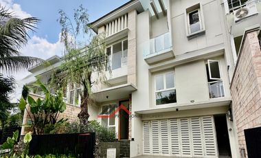 Brand New House Modern Minimalis