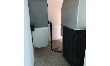 OFICINA REMATE, EDISON CORPORATE CENTER