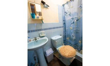 VENTA DE CASA EN SAN CARLITOS CERCADA ATRAS