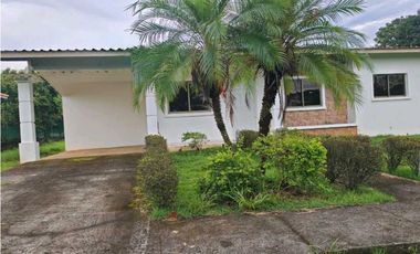 ALQUILER DE CASA EN DAVID AQUALINA CERCA ATRAS