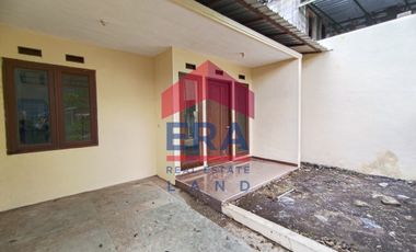 Dijual dan Disewakan Rumah di Jalan Puri Palma Araya Malang