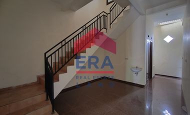 Dijual dan Disewakan Rumah di Jalan Puri Palma Araya Malang