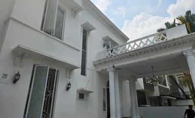 Dijual Cepat Rumah 2 Lantai di BNR, Bangunan Baru, Mewah, dan 5 KT
