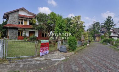 Villa Segar Alam Di Cipanas Cianjur Bagus Terawat Full Furnish