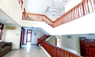 PONDOK INDAH RUMAH HOMIE 470 M2 DG SWIMMING POOL GANDARIA LEBAK BULUS