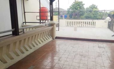 Disewakan Rumah Strategis di Jalan Daan Mogot, Jakarta Barat.