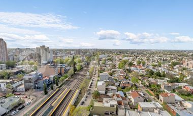 Departamento en Venta de 3 ambientes con gran vista en Tigre Centro. Al lado de la estación de Tren.