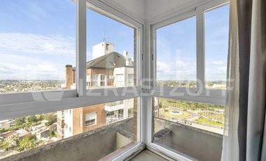 Departamento en Venta de 3 ambientes con gran vista en Tigre Centro. Al lado de la estación de Tren.