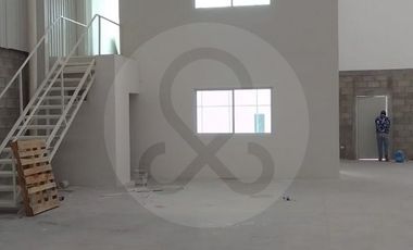 Parque industrial a paseo el alto Bodega comercial en venta en Ciudad Ciudad Apaseo El Alto