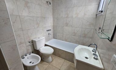 Departamento en  Luis Guillón