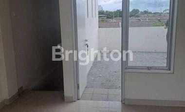 RUKO TERMURAH SIAP HUNI 2 LANTAI MAJA