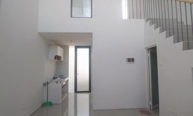 Rumah Baru 2 Lantai Royal Residence 2