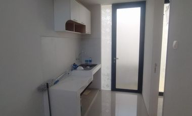 Rumah Baru 2 Lantai Royal Residence 2