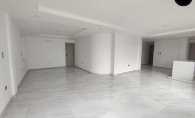 Departamento de venta en Av. de las Americas - superMaxi – código:22019