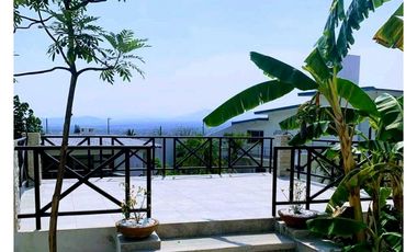 RENTA DIA/NOCHE DE VILLA VACACIONAL ZONA BURGOS LOMAS TRUJILLO