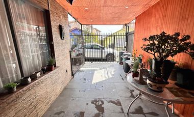 CASA DE 4 DORMITORIOS EN CALLE ESPERANZA, CHIGUAYANTE