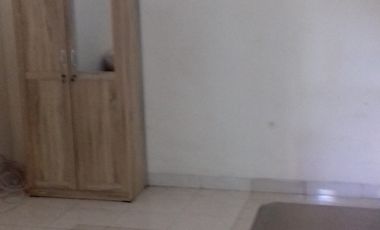 DI SEWA 1 UNIT KAMAR PETAK UTK PASUTRI/KELUARGA