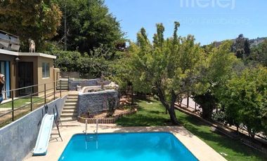 Casa  en Venta Ubicada en la Ciudad del Sol, Paso Hondo, Quilpué