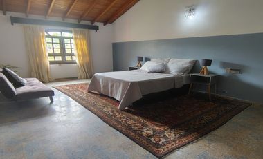 FINCA AMOBLADA EN ARRIENDO UBICADA EN RIONEGRO