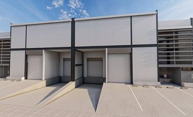 BODEGA 475m2 en parque frente al PIQ