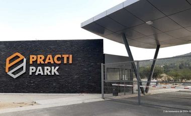 BODEGA 475m2 en parque frente al PIQ