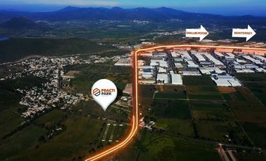 BODEGA 580m2 en parque frente al PIQ