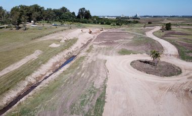 Terreno en venta - 620mts2 totales - Zarate Golf Park