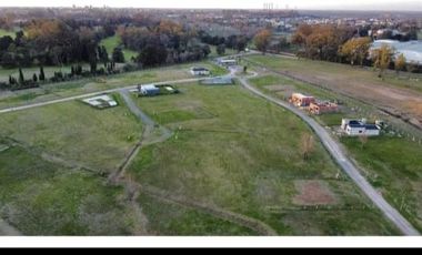 Terreno en venta - 620mts2 totales - Zarate Golf Park