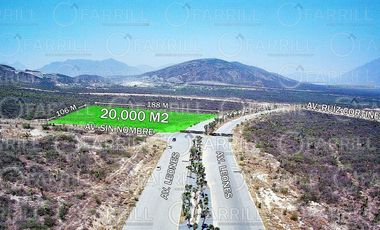 TERRENO COMERCIAL EN RENTA SOBRE  AV. LEONES EN ESQUINA AL PONIENTE DE MONTERREY