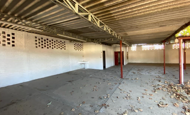 Amplio local, Av. Jalisco RENTA/ VENTA