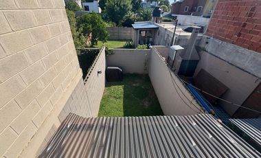 Dúplex en venta - 2 Dormitorios 2 Baños - 115Mts2 - Ringuelet