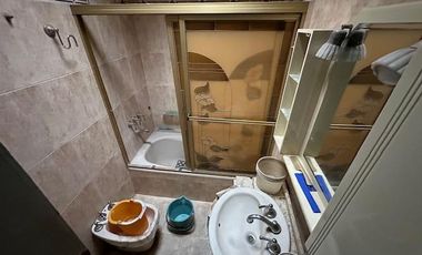 Casa con Local en venta en G. de Laferrere